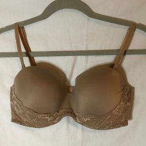 Body by Victoria Lined Strapless Bra 32DD (straps included)